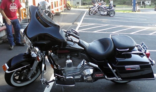 Harley Davidson Standard Glide detailed by Fifty Dollar Detail, Ridgefield, WA.